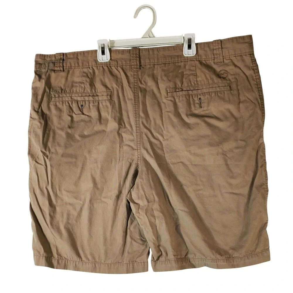 Magellan Outdoors Mens Khaki Chino Shorts Size 42 Brown Cotton Twill Flat Front